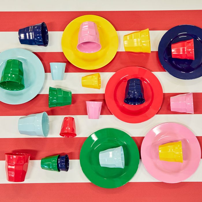 38114 Assorted Colors Melamine Plates x6 a
