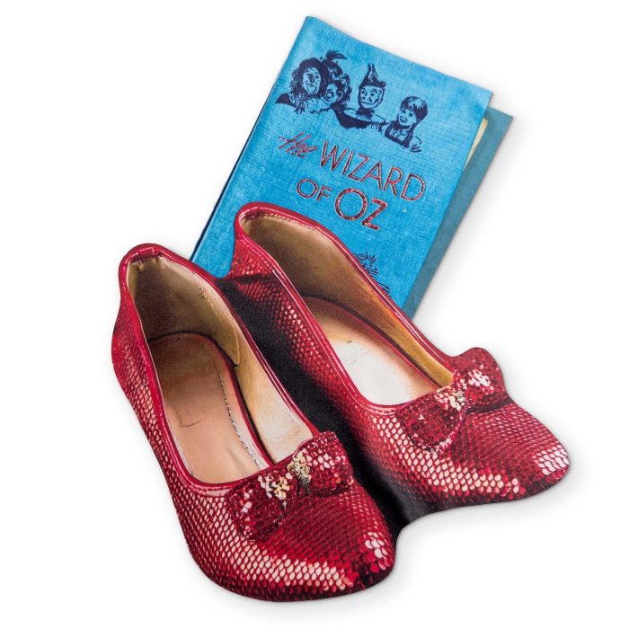 WizOz RubySlippers 0000 WizOz RubySlippers